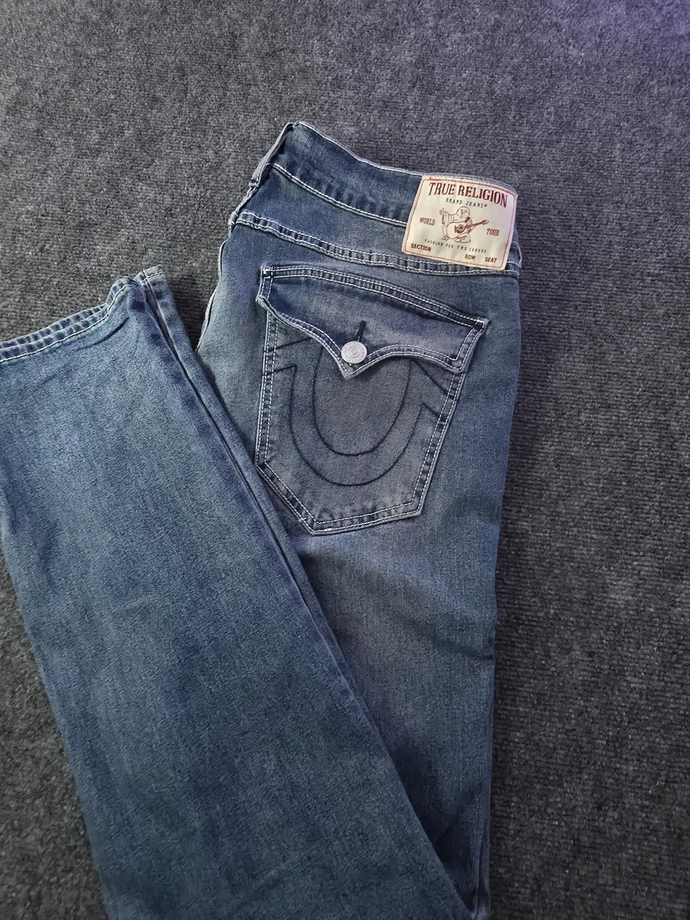 True Religion Mens Ricky Relaxed Straight Medium Wash Blue Denim Jeans 36x34